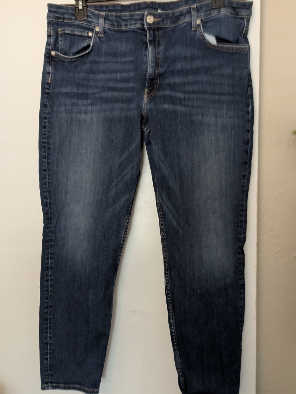 Women’s Dark Blue Girlfriend Fit Jeans — Stretch Denim